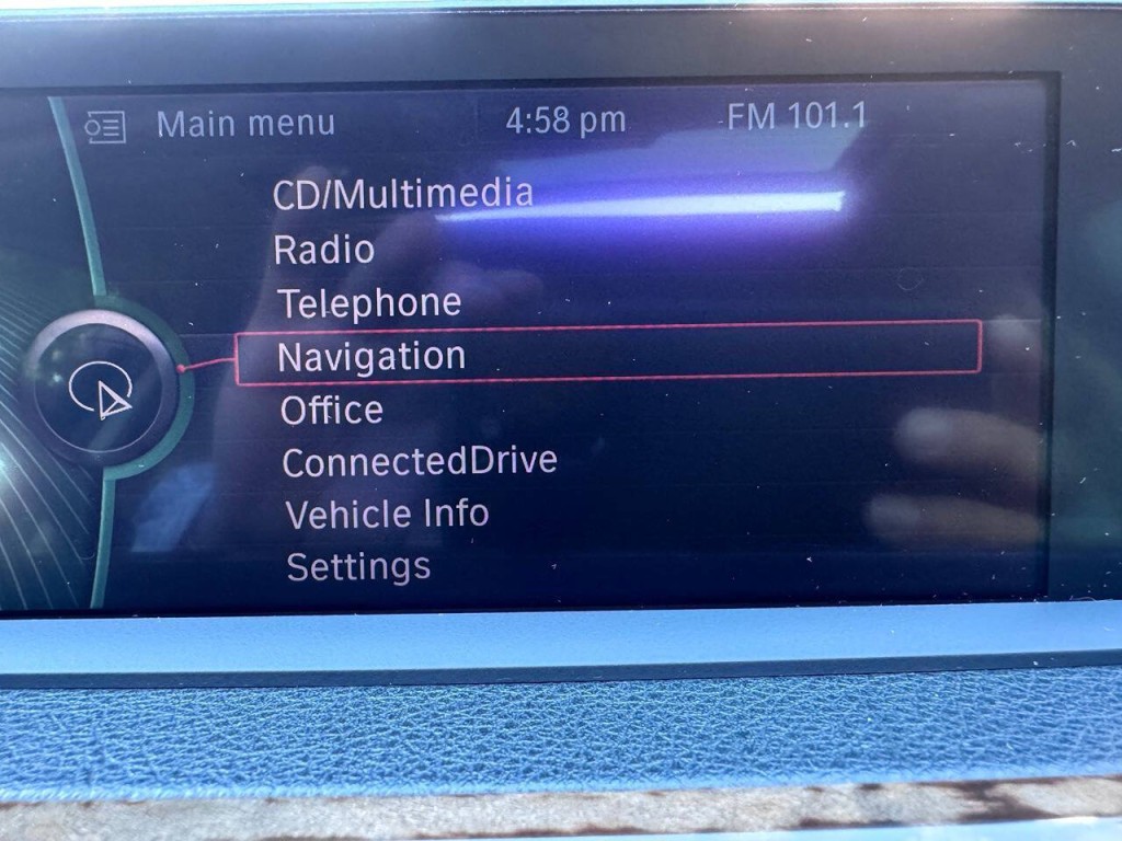 2013 BMW 3 Series Image 22