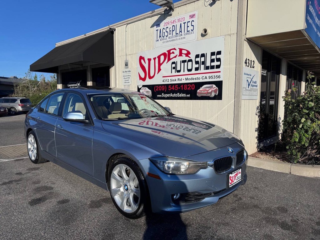 2013 BMW 3 Series Image 25