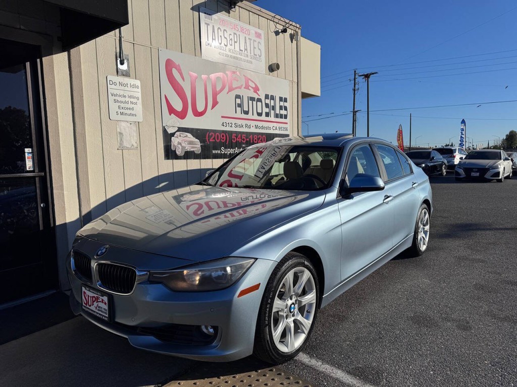 2013 BMW 3 Series Image 26