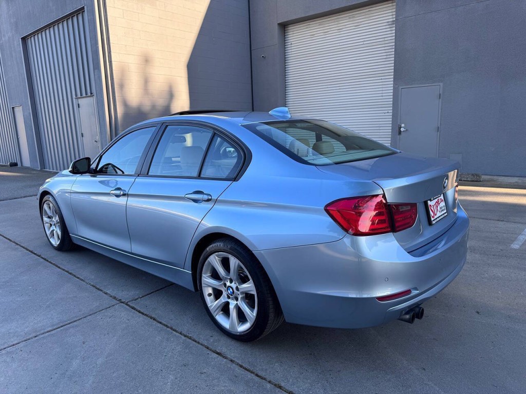 2013 BMW 3 Series Image 61
