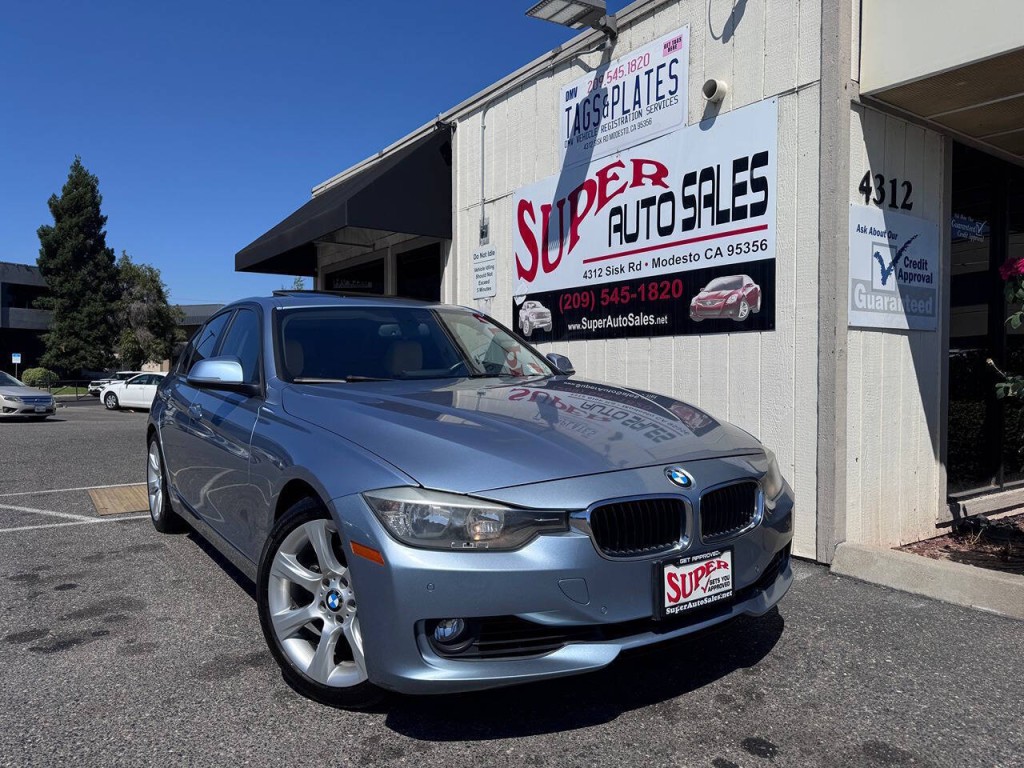 2013 BMW 3 Series Image 6
