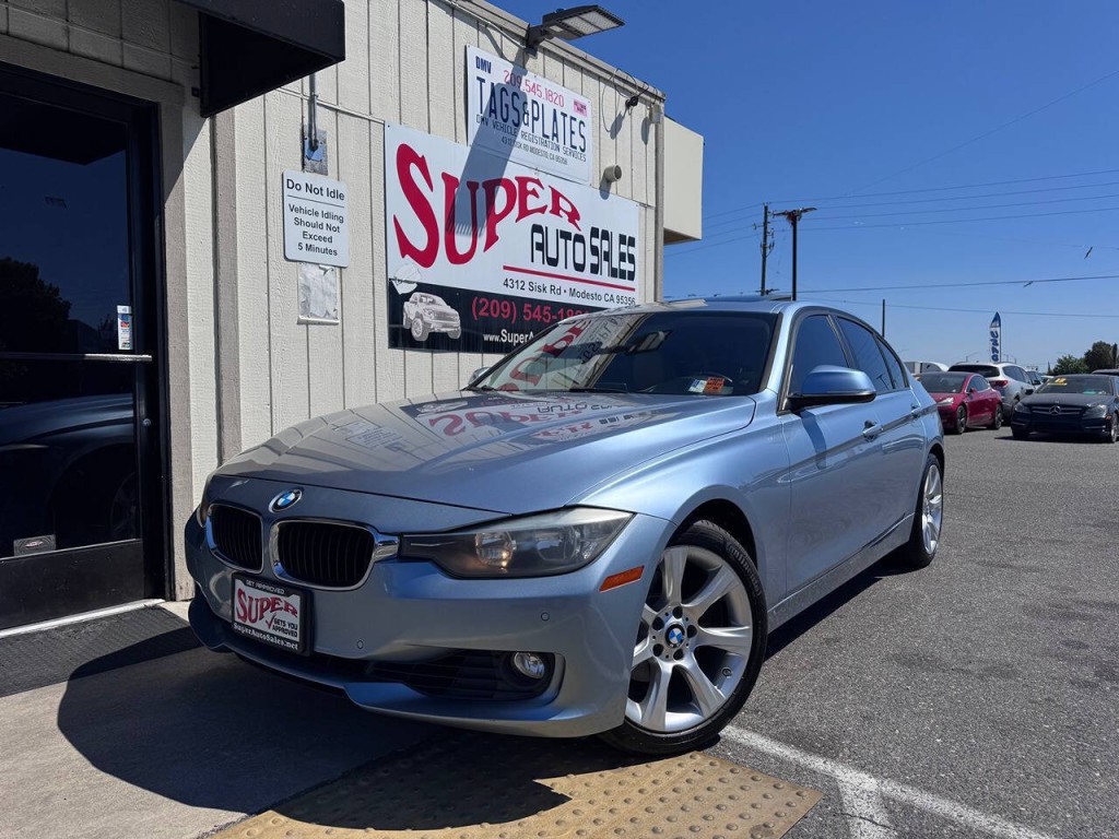 2013 BMW 3 Series Image 7