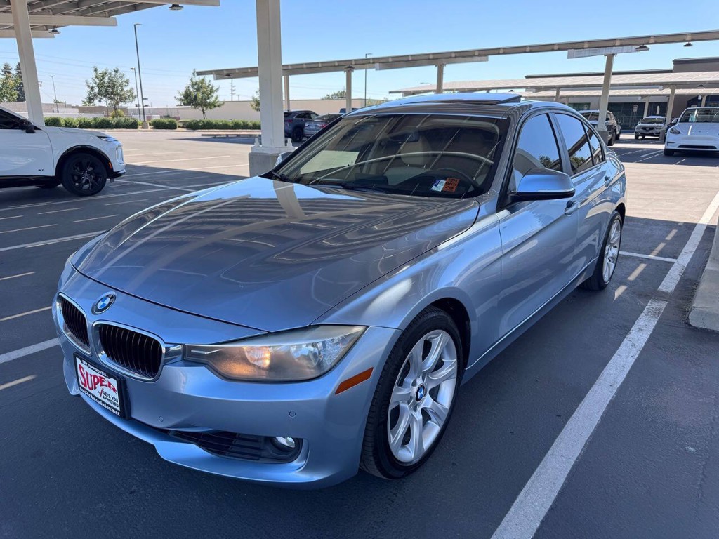 2013 BMW 3 Series Image 56