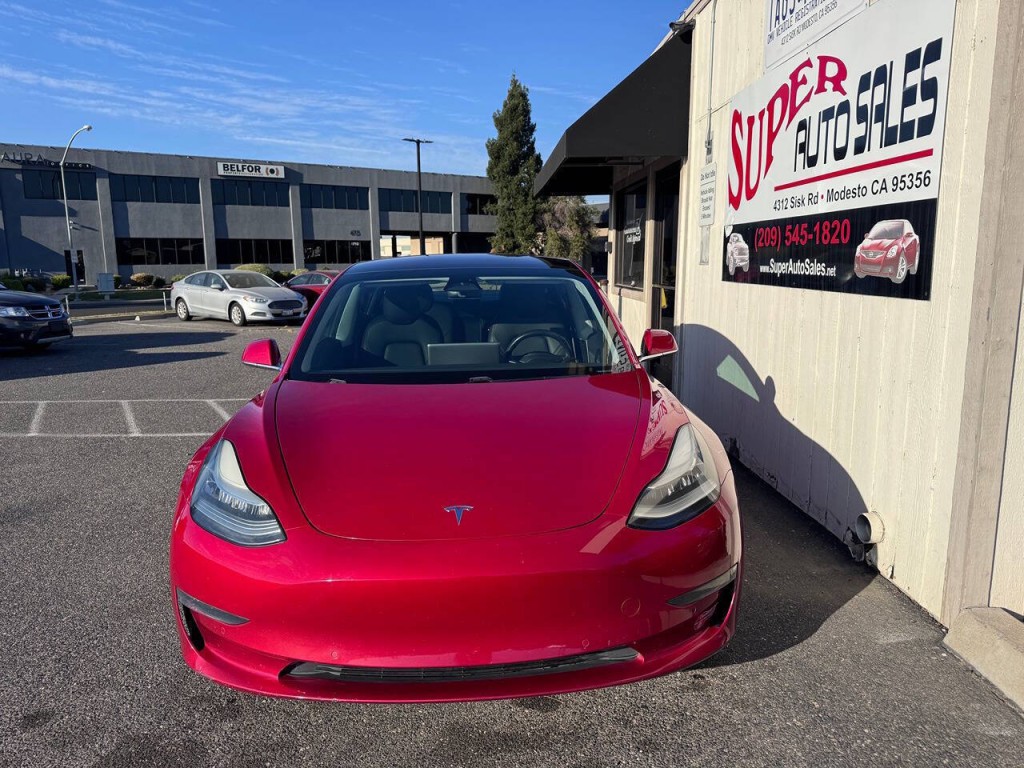 2018 Tesla Model 3 Image 3