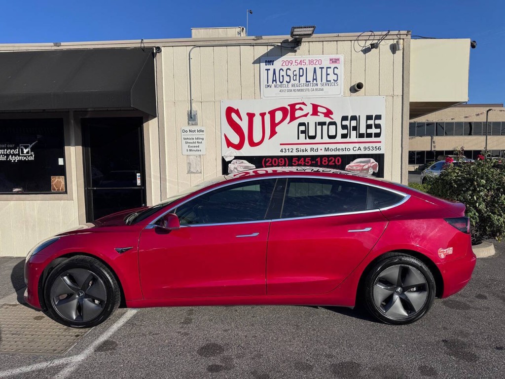 2018 Tesla Model 3 Image 8