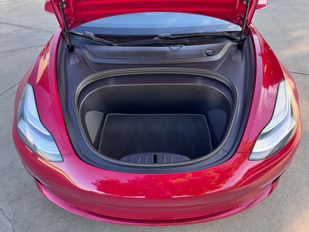 2018 Tesla Model 3 Image 22