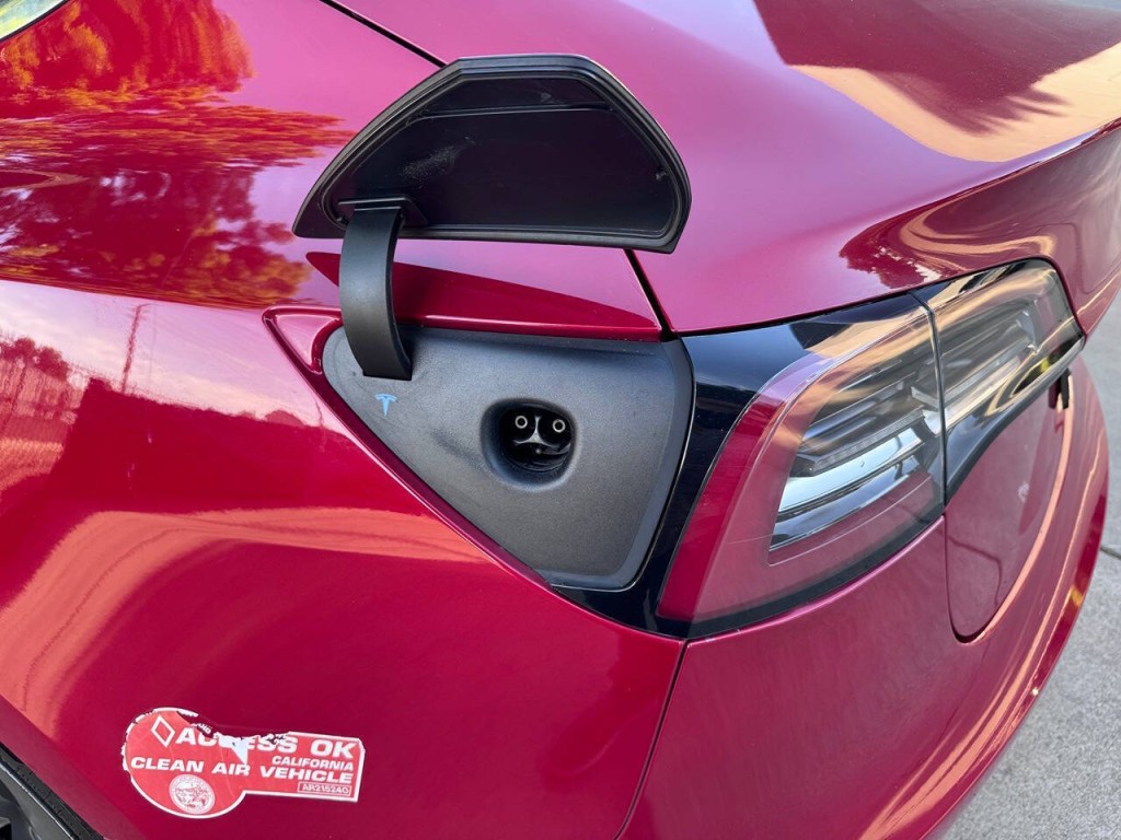 2018 Tesla Model 3 Image 43