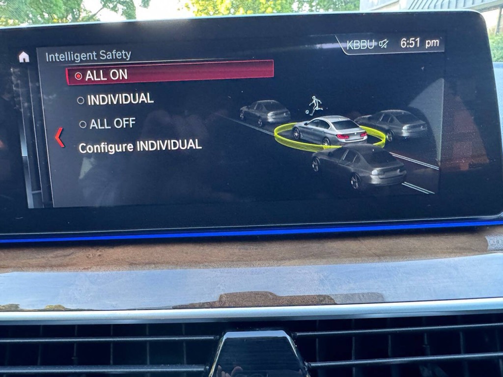 2018 BMW 5 Series Image 19