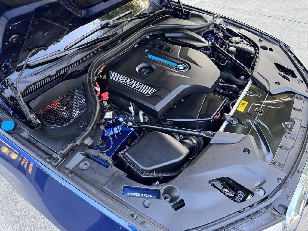 2018 BMW 5 Series Image 23