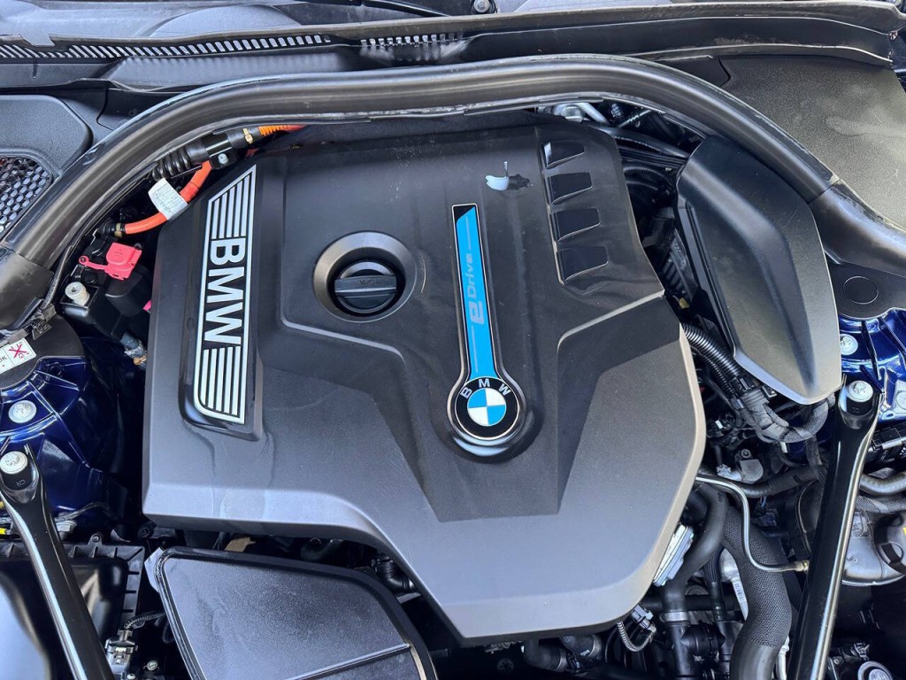 2018 BMW 5 Series Image 48