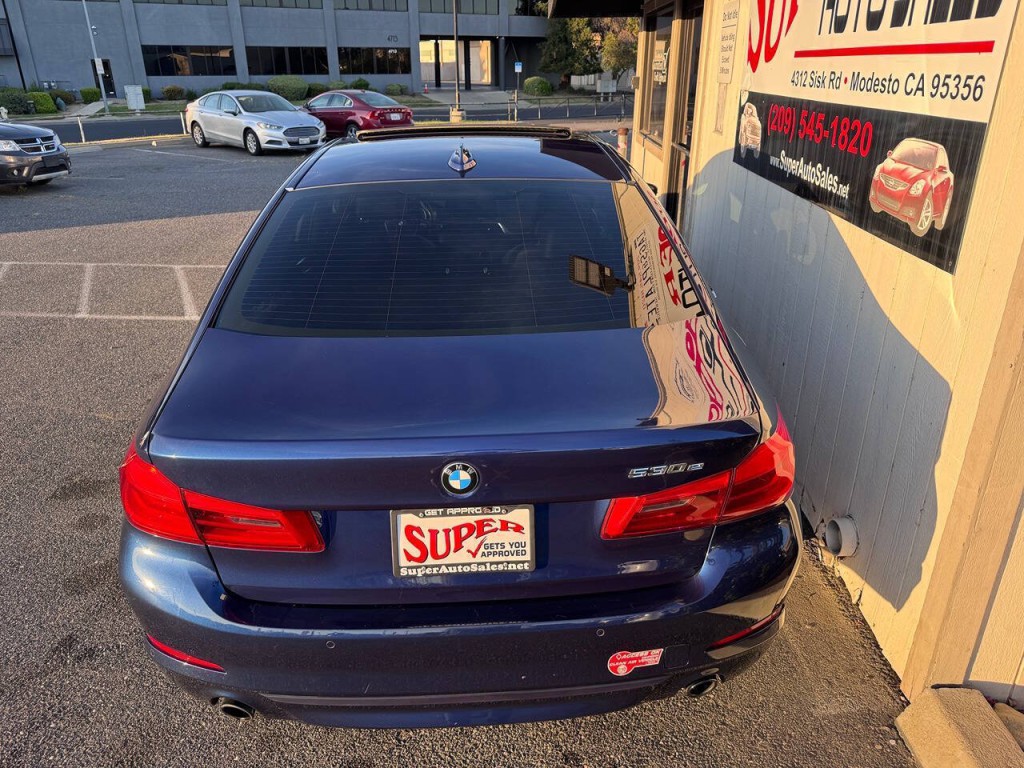 2018 BMW 5 Series Image 27