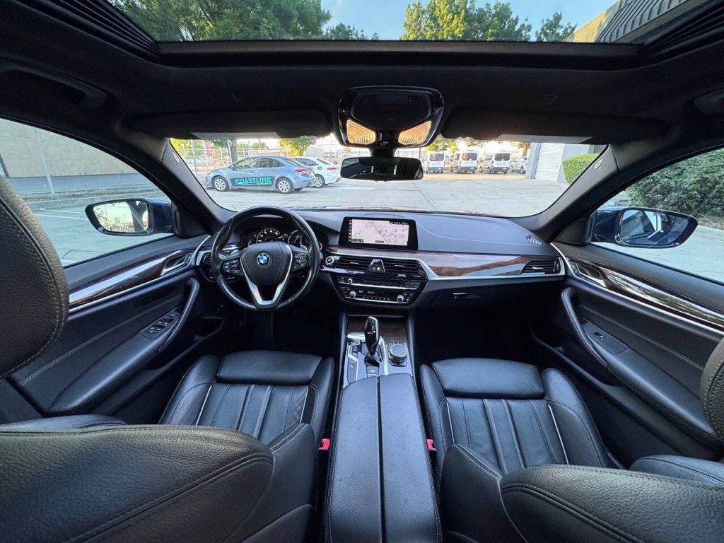 2018 BMW 5 Series Image 37