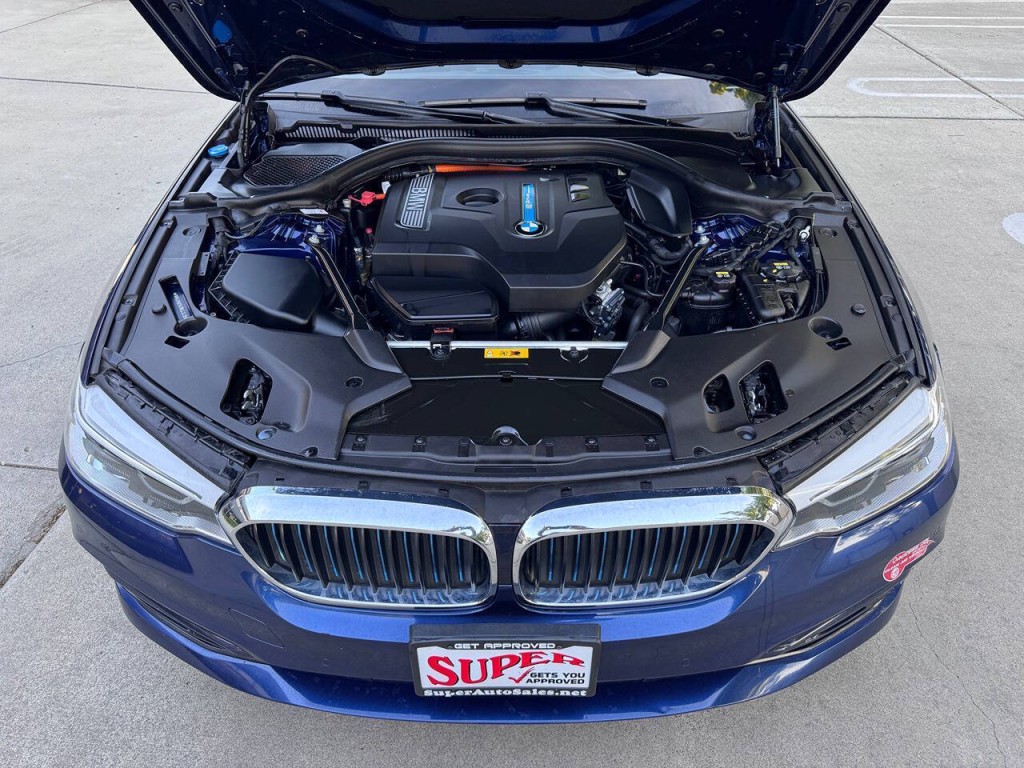 2018 BMW 5 Series Image 46