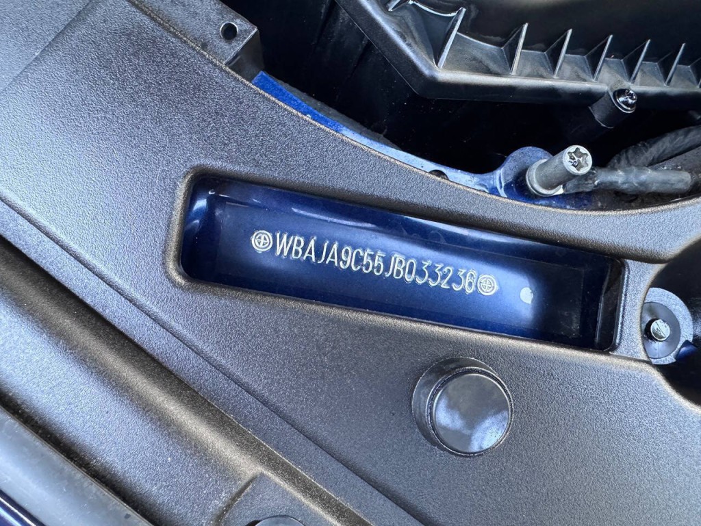 2018 BMW 5 Series Image 48