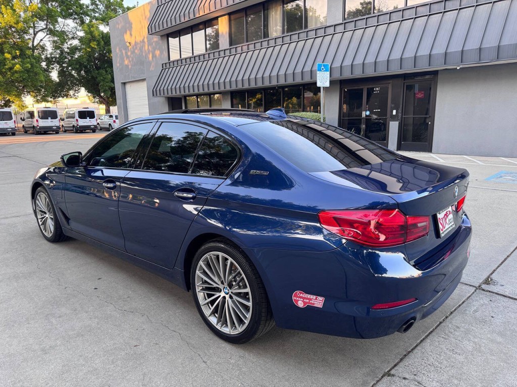 2018 BMW 5 Series Image 66