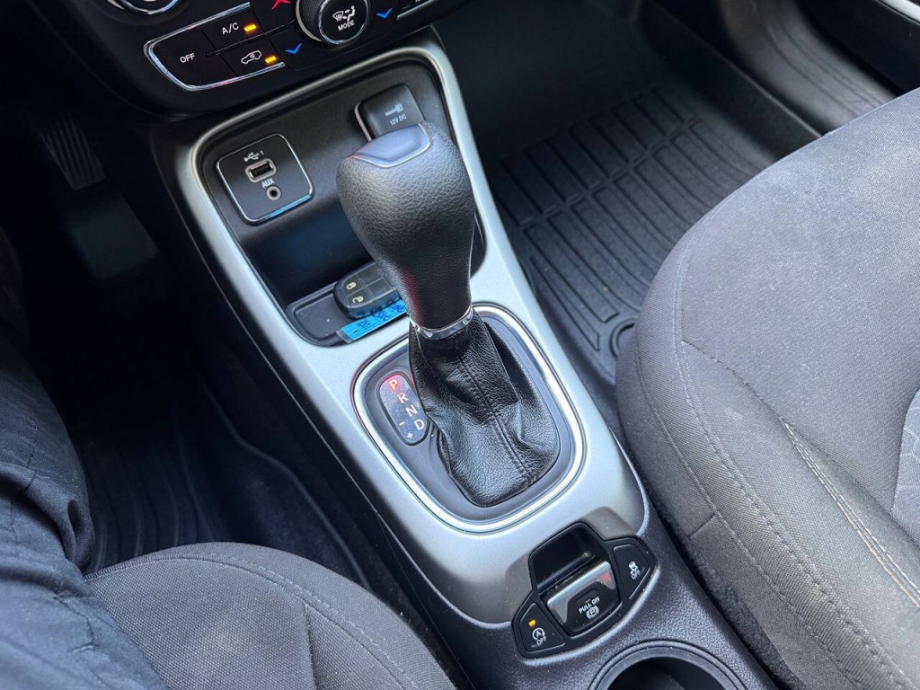 2021 Jeep Compass Image 19