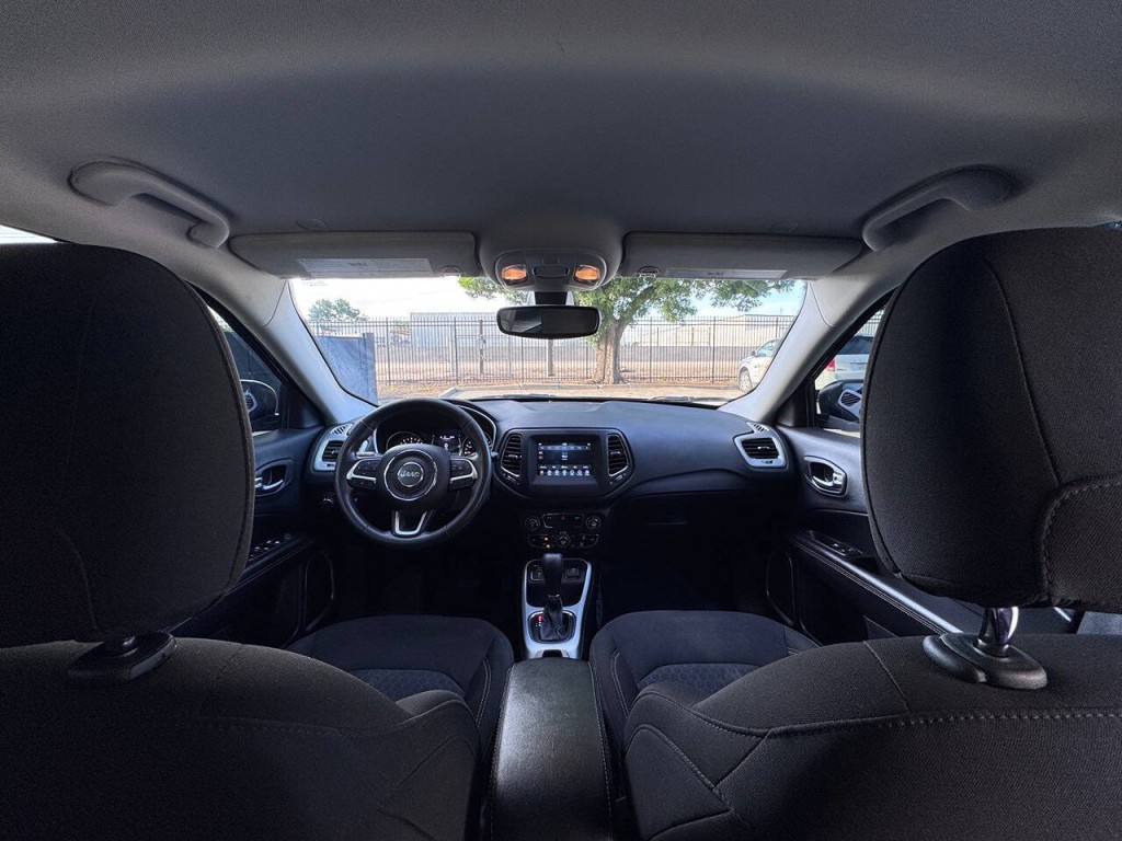 2021 Jeep Compass Image 33