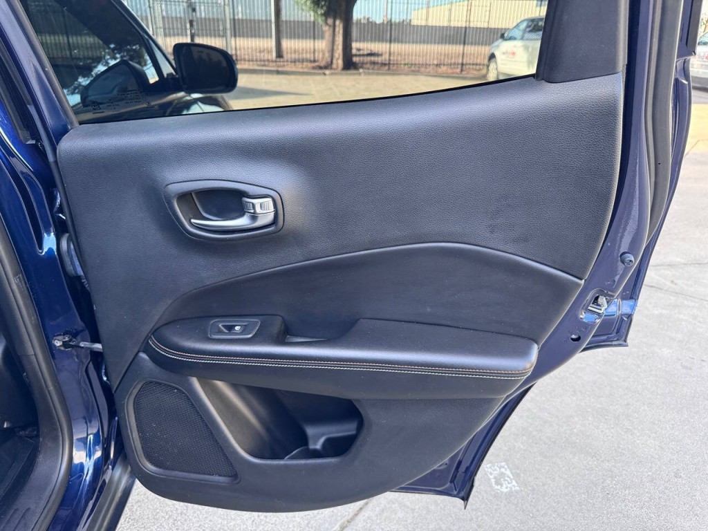 2021 Jeep Compass Image 44