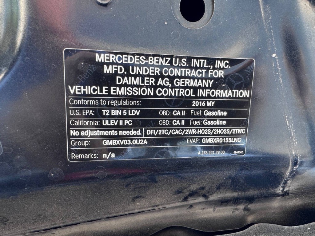 2016 Mercedes-Benz C-Class Image 55