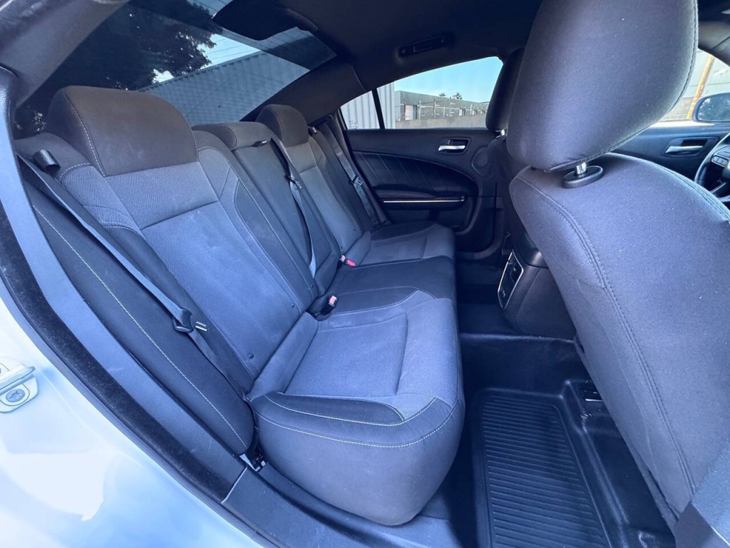 2021 Dodge Charger Image 15