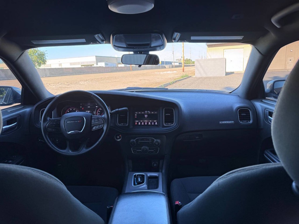 2021 Dodge Charger Image 18