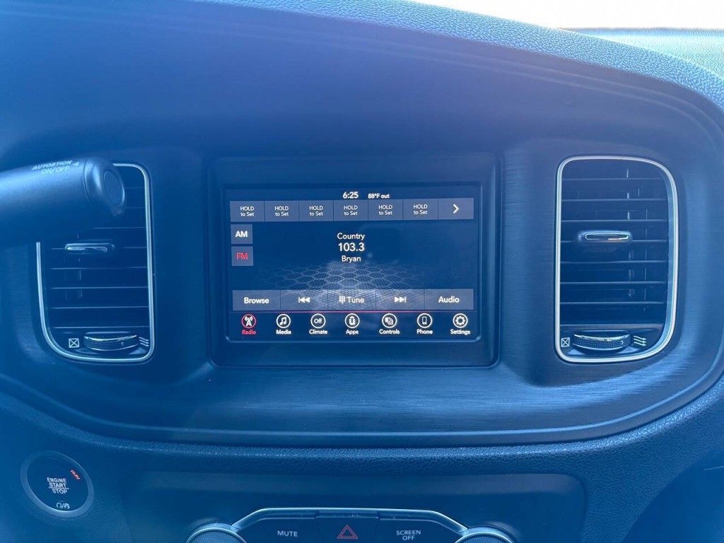 2021 Dodge Charger Image 22