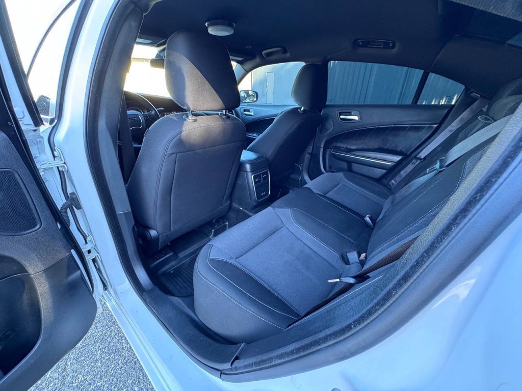 2021 Dodge Charger Image 31