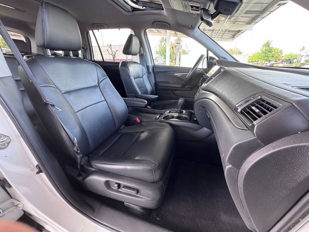 2019 Honda Pilot Image 13
