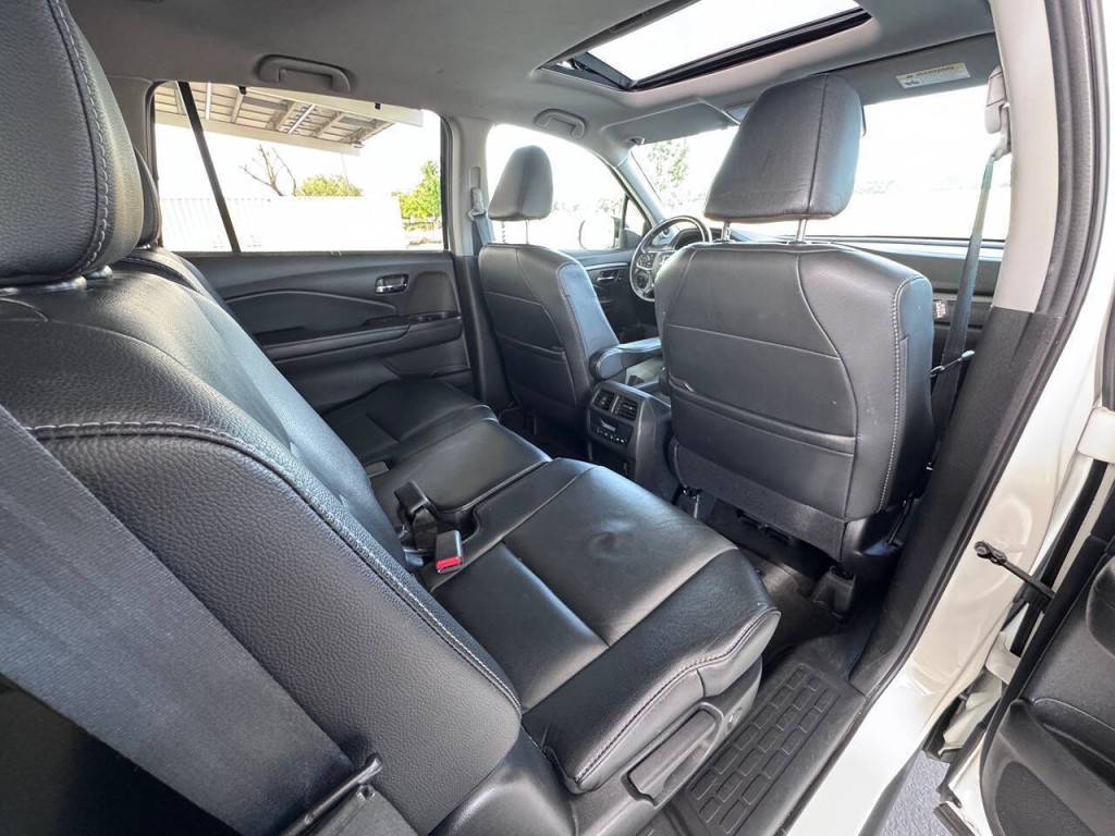 2019 Honda Pilot Image 32