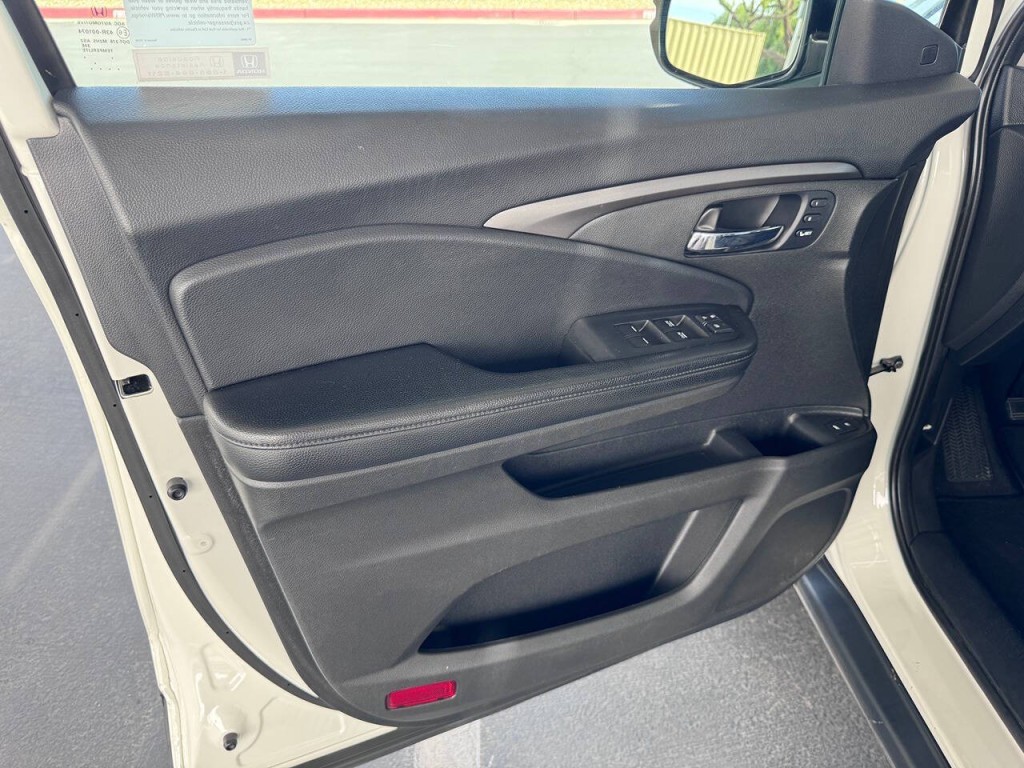 2019 Honda Pilot Image 40