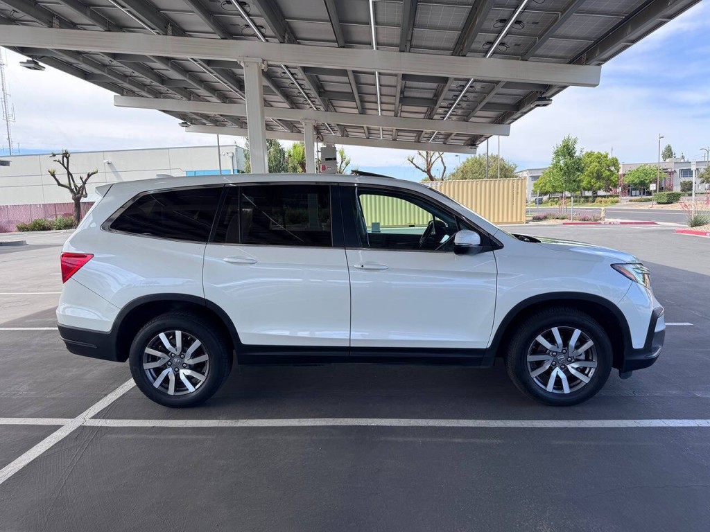 2019 Honda Pilot Image 55