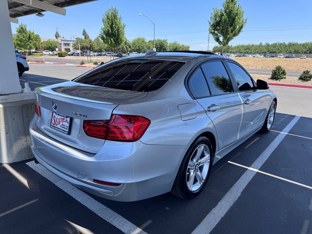 2014 BMW 3 Series Image 54