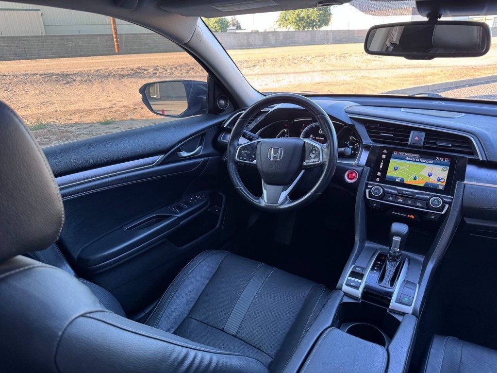 2018 Honda Civic Image 15