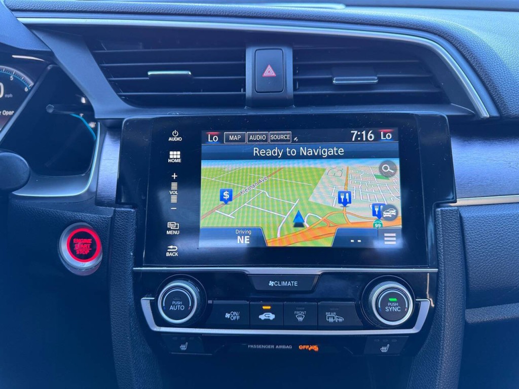 2018 Honda Civic Image 18