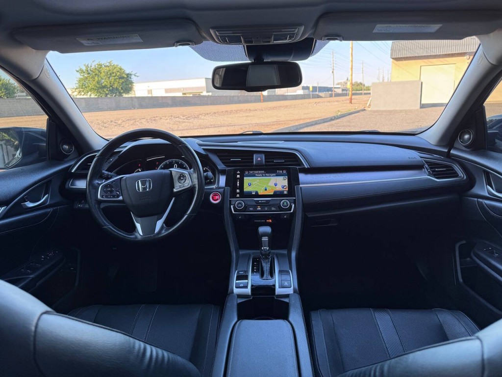 2018 Honda Civic Image 28