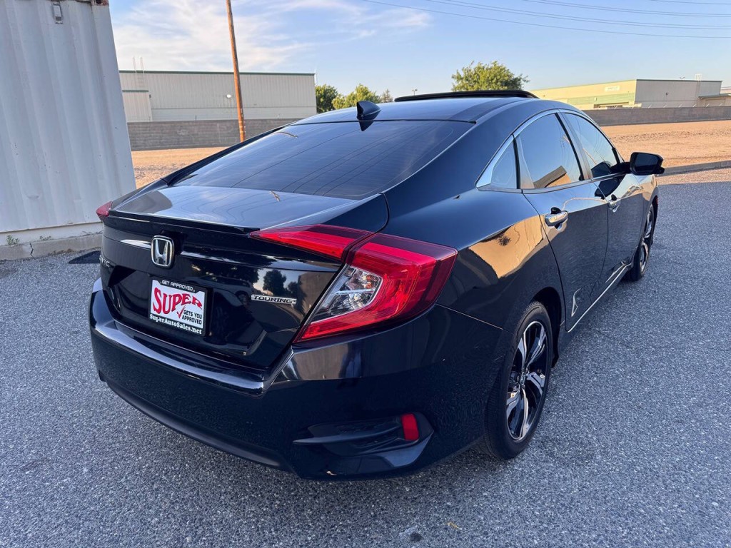 2018 Honda Civic Image 55