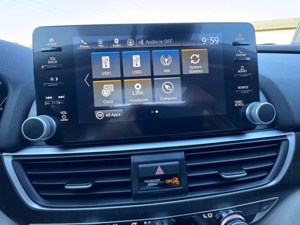 2018 Honda Accord Image 24