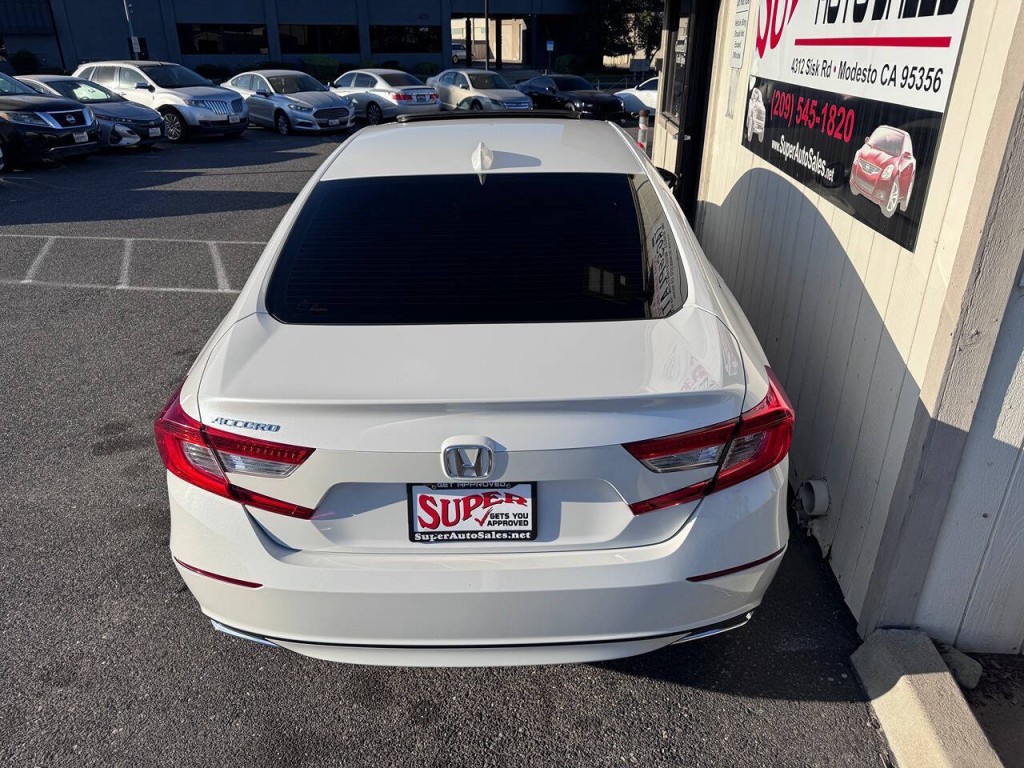 2018 Honda Accord Image 27