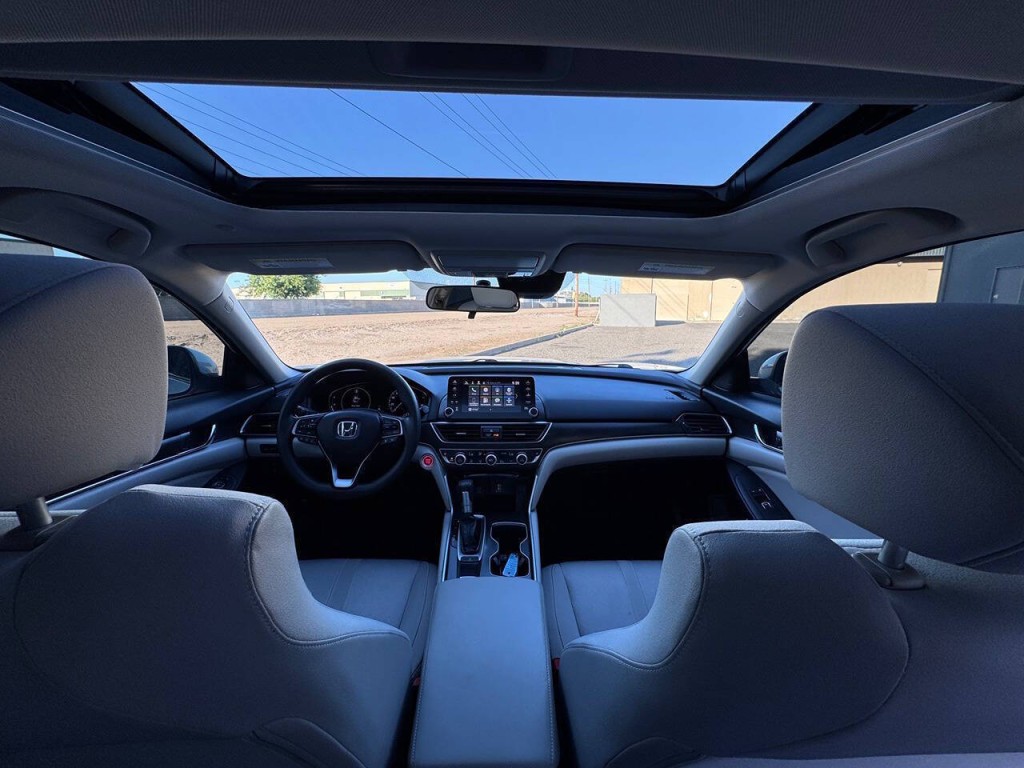 2018 Honda Accord Image 34