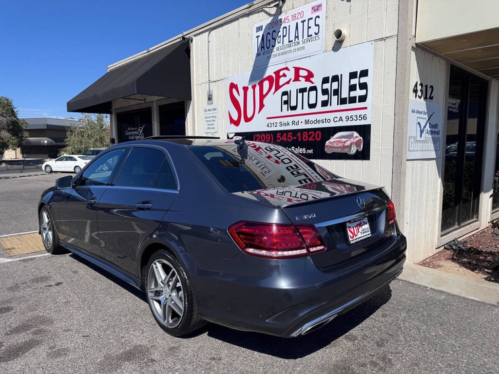2016 Mercedes-Benz E-Class Image 9