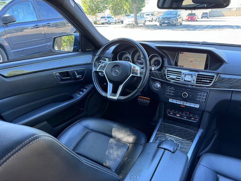 2016 Mercedes-Benz E-Class Image 15