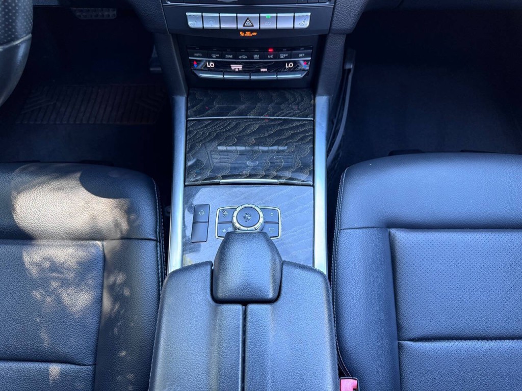 2016 Mercedes-Benz E-Class Image 20