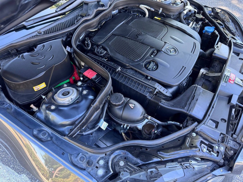 2016 Mercedes-Benz E-Class Image 39