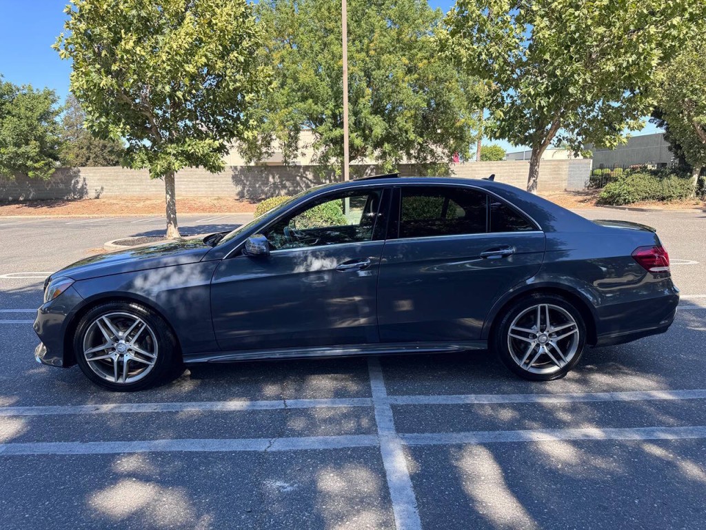 2016 Mercedes-Benz E-Class Image 52