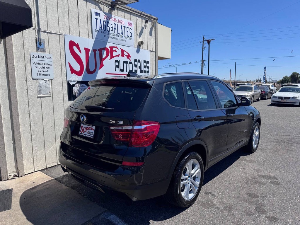 2017 BMW X3 Image 9