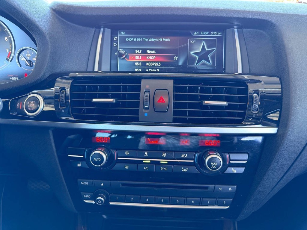 2017 BMW X3 Image 19