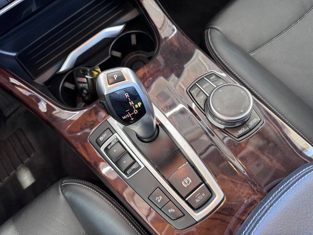 2017 BMW X3 Image 23