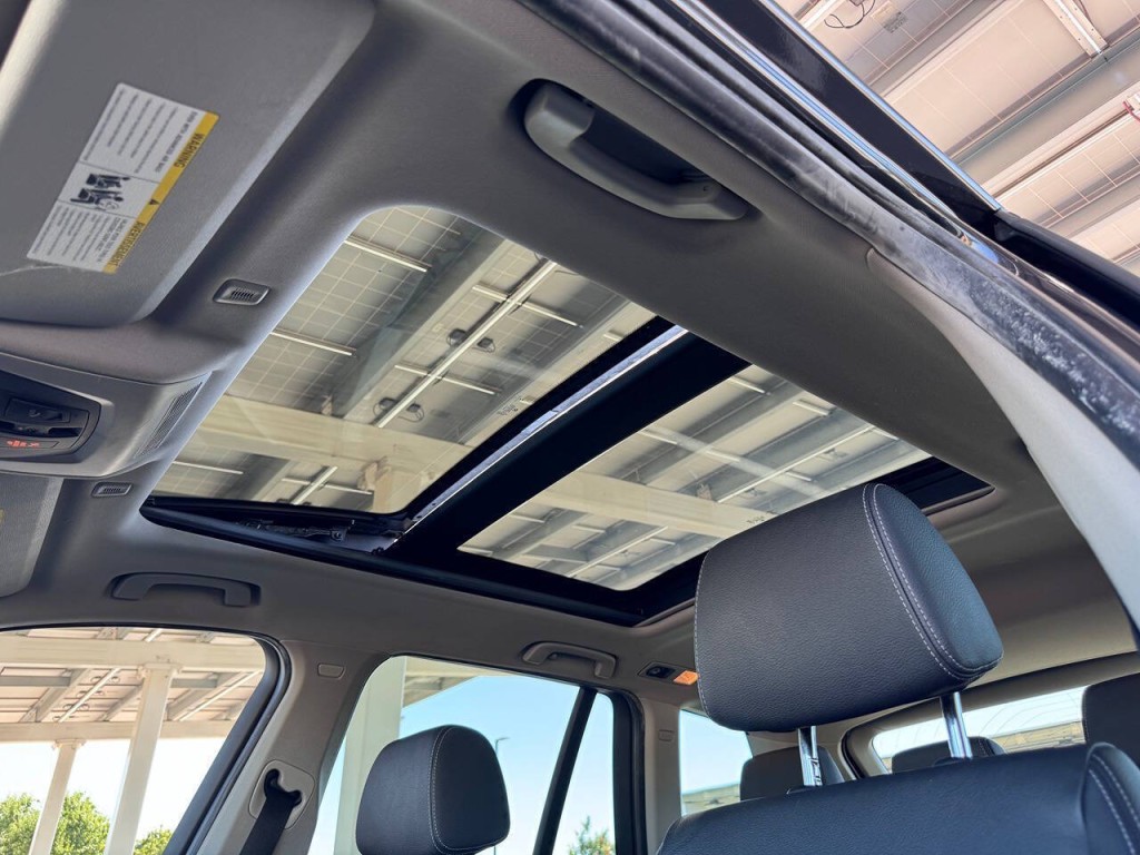 2017 BMW X3 Image 51