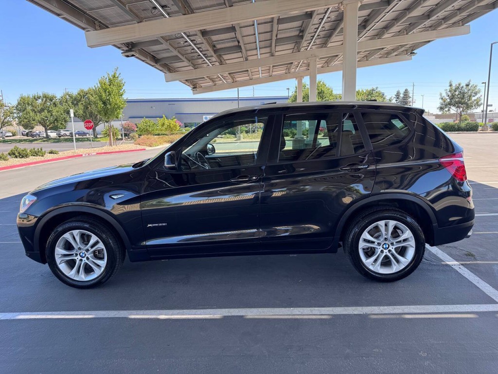 2017 BMW X3 Image 59