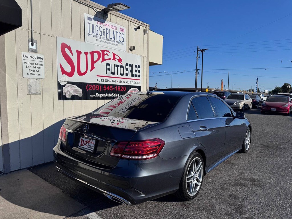 2016 Mercedes-Benz E-Class Image 9